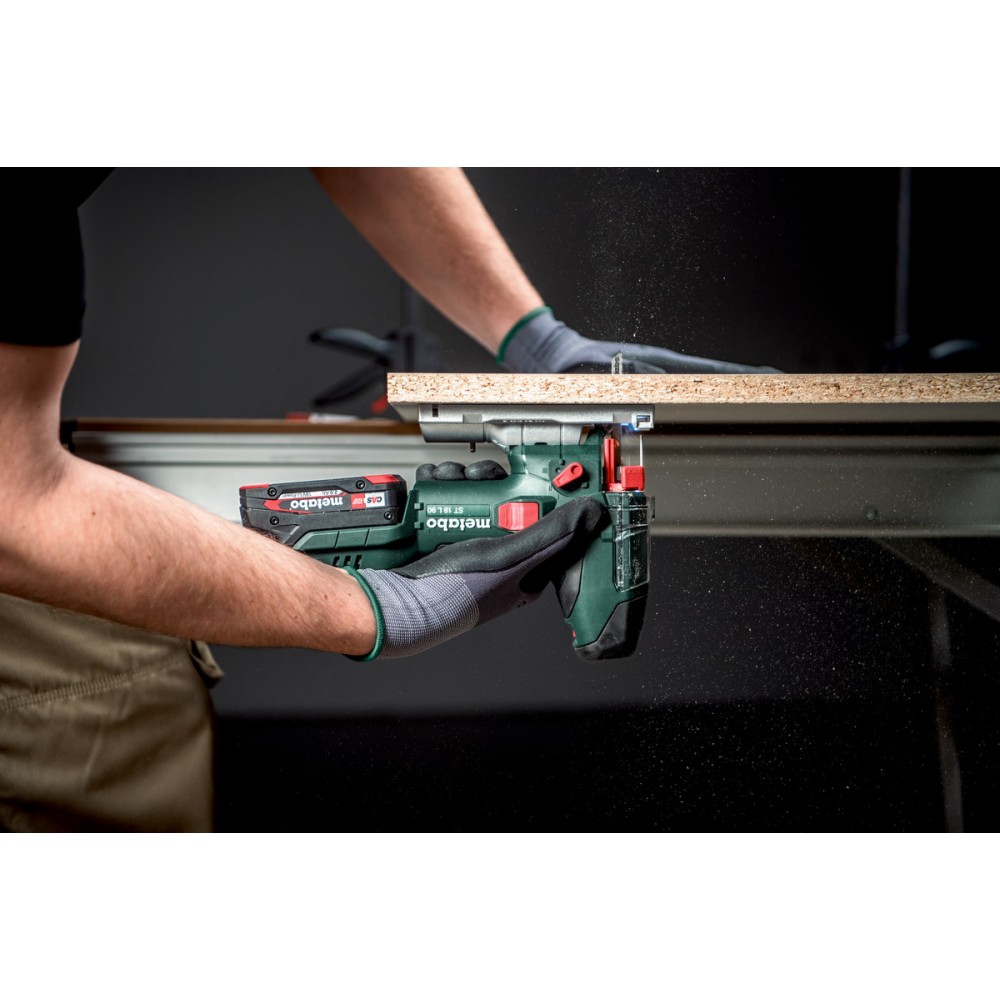 Аккумуляторный лобзик Metabo ST 18 L 90 (601047840)