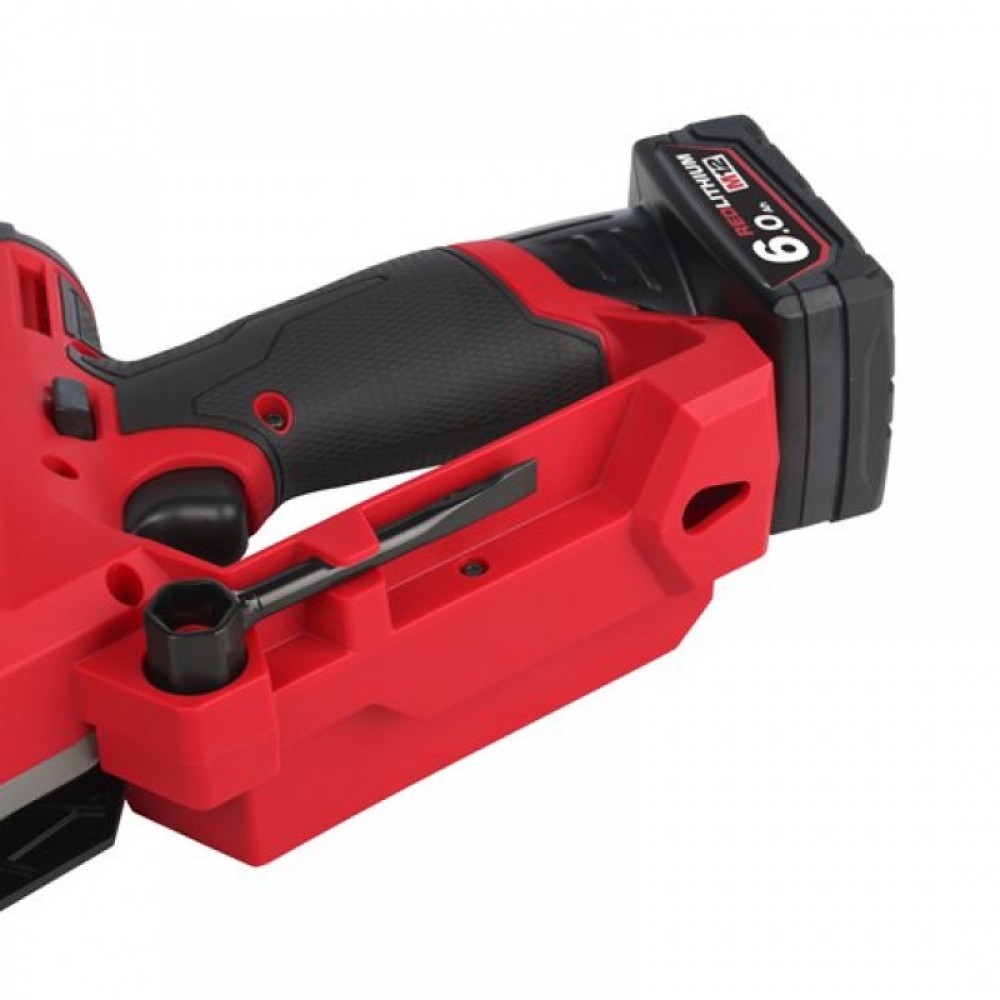 Пила цепная аккумуляторная бесщёточная шина Milwaukee M12 FUEL FHS-602X (4933472212)