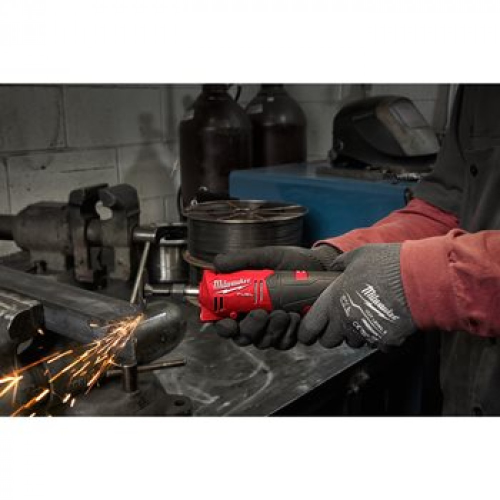 Прямошлифовальная машина аккумуляторная бесщёточная MILWAUKEE M12 FDGS-422B FUEL (4933471436)