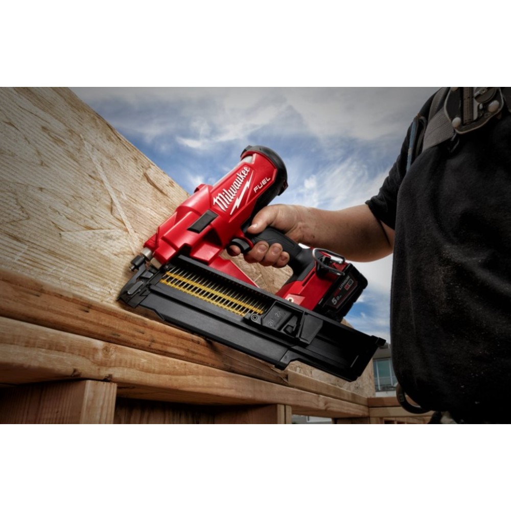 Аккумуляторный гвоздезабиватель Milwaukee M18 FFN21-0C (4933478993)