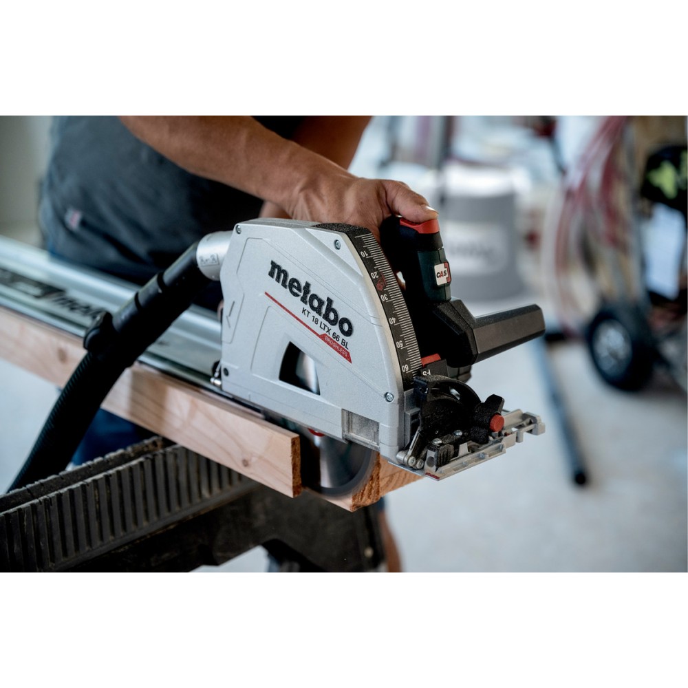 Аккумуляторная погружная циркулярная пилка Metabo KT 18 LTX 66 BL (601866810)