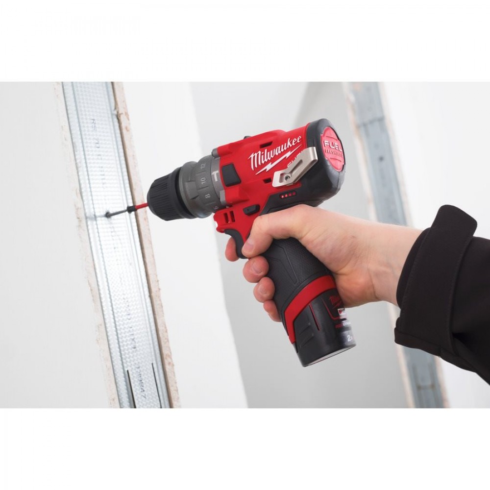 Дрель компактная со съемным патроном MILWAUKEE M12 FPDXKIT-202X (4933464138)