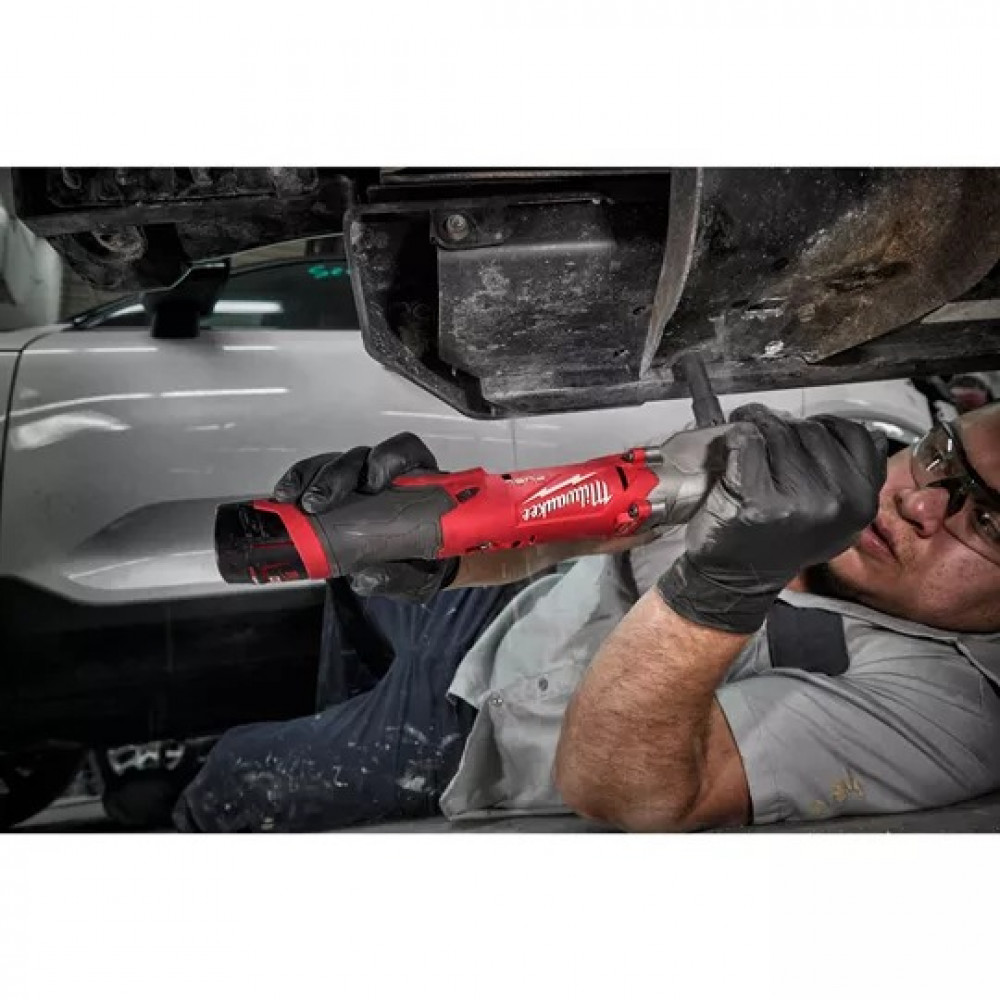 Гайковерт угловой аккумуляторный MILWAUKEE M12 FRAIWF12-0 FUEL бесщеточный 1/2, 300 Нм (4933471699)