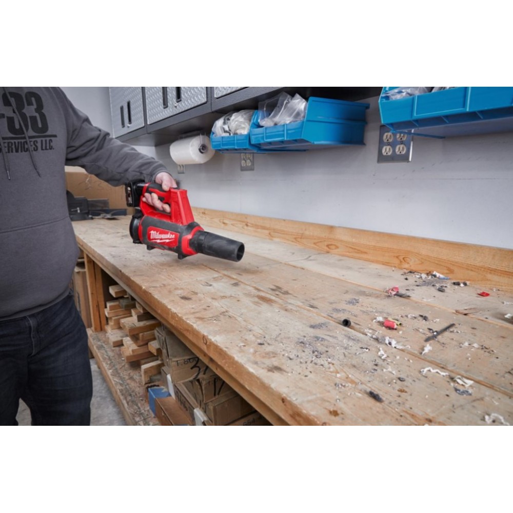 Аккумуляторная воздуходувка Milwaukee M12 BBL-0 (4933472214)