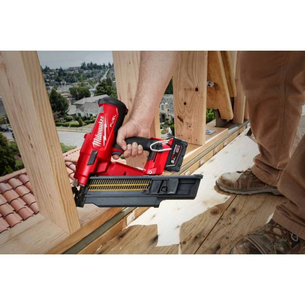 Аккумуляторный гвоздезабиватель Milwaukee M18 FFN21-0C (4933478993)