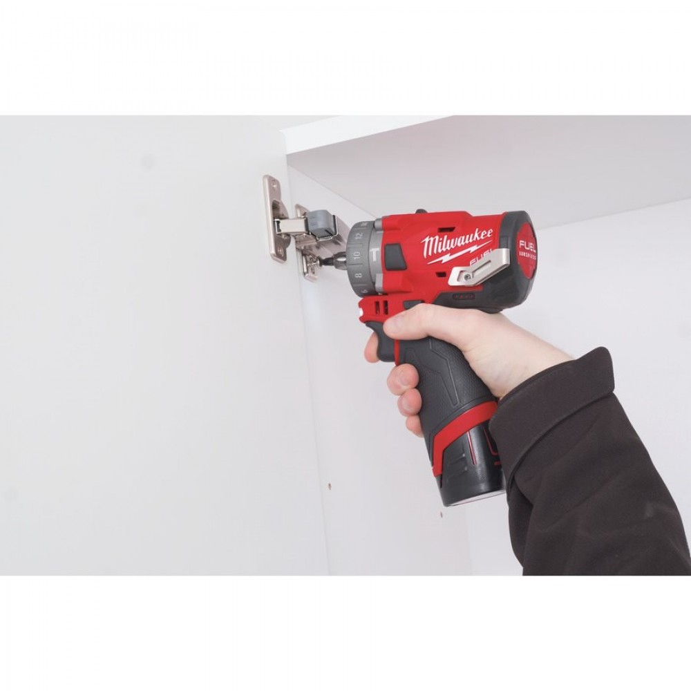 Дрель компактная со съемным патроном MILWAUKEE M12 FPDXKIT-202X (4933464138)